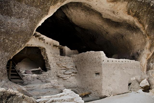 084 Gila Cliff Dwellings National Monument.jpg